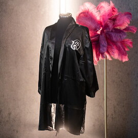 Hauptbild von Kimono „Maison Tabou“ aus Satin