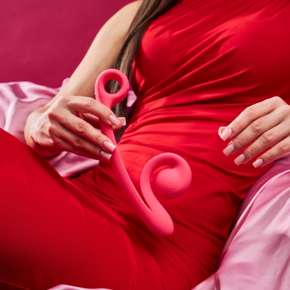 Vibrator „SVibe Curve“ mit 2 Motoren für 600 Vibrations-Kombinationen