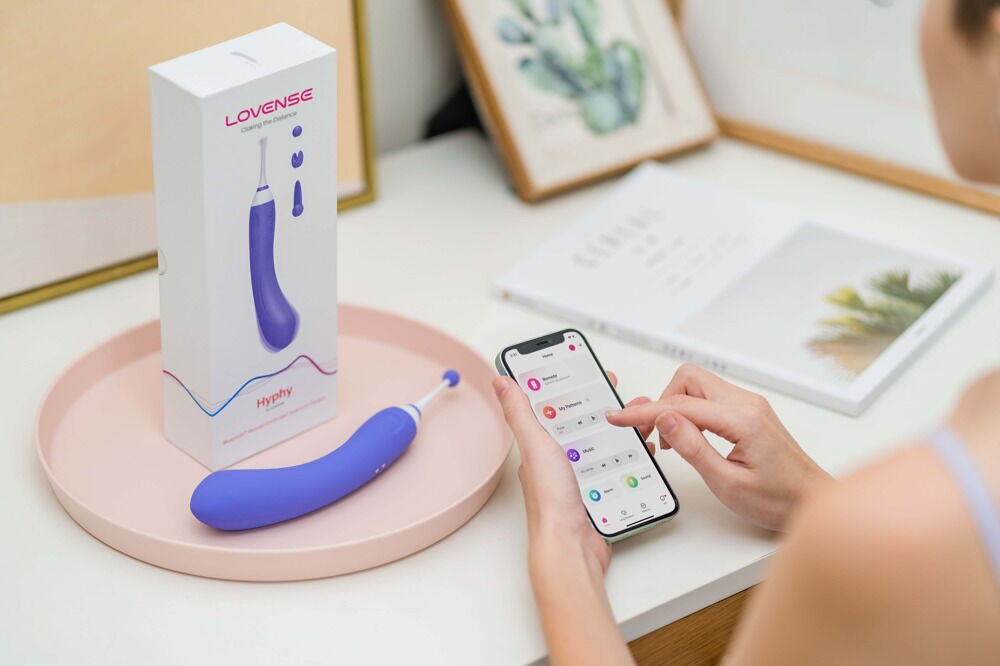Vibrator „Hyphy“ inklusive 3 Aufsätze